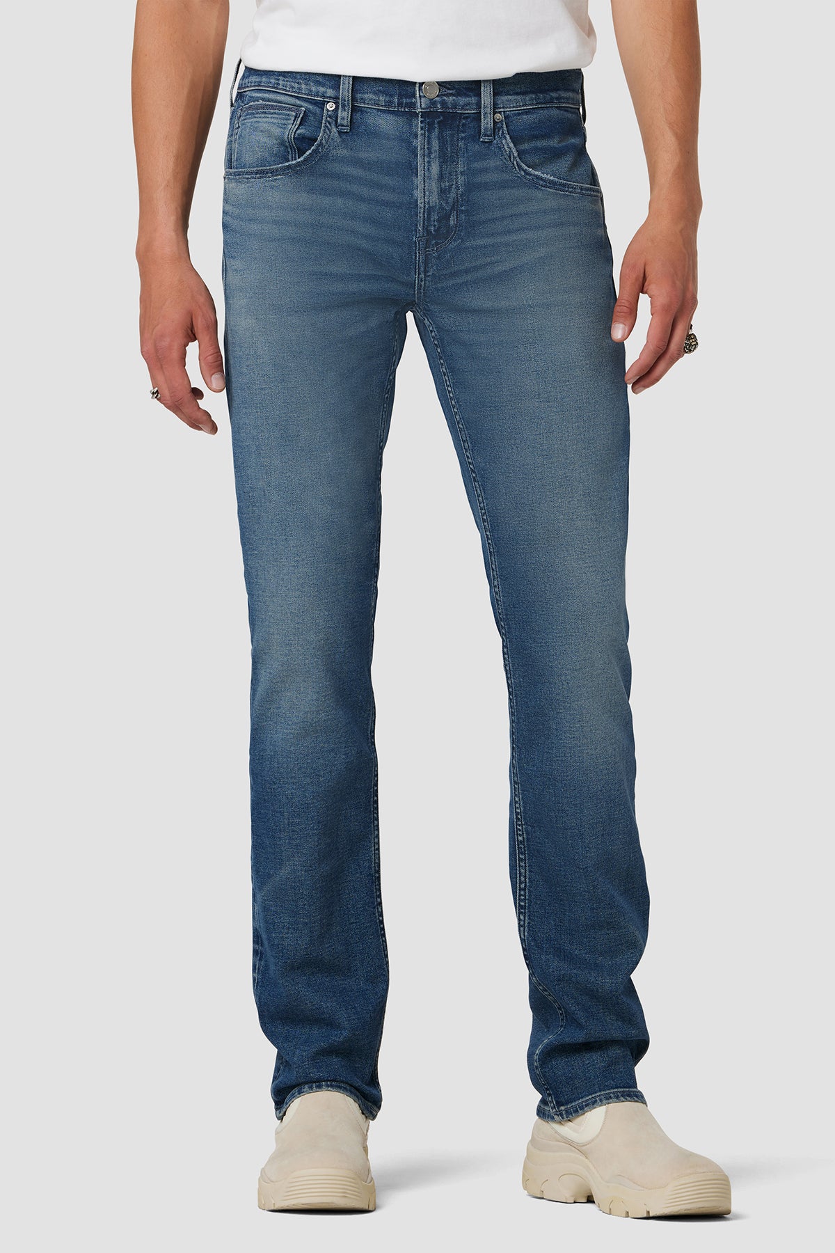 Byron Straight Leg Jean | Premium Italian Fabric | Hudson Jeans