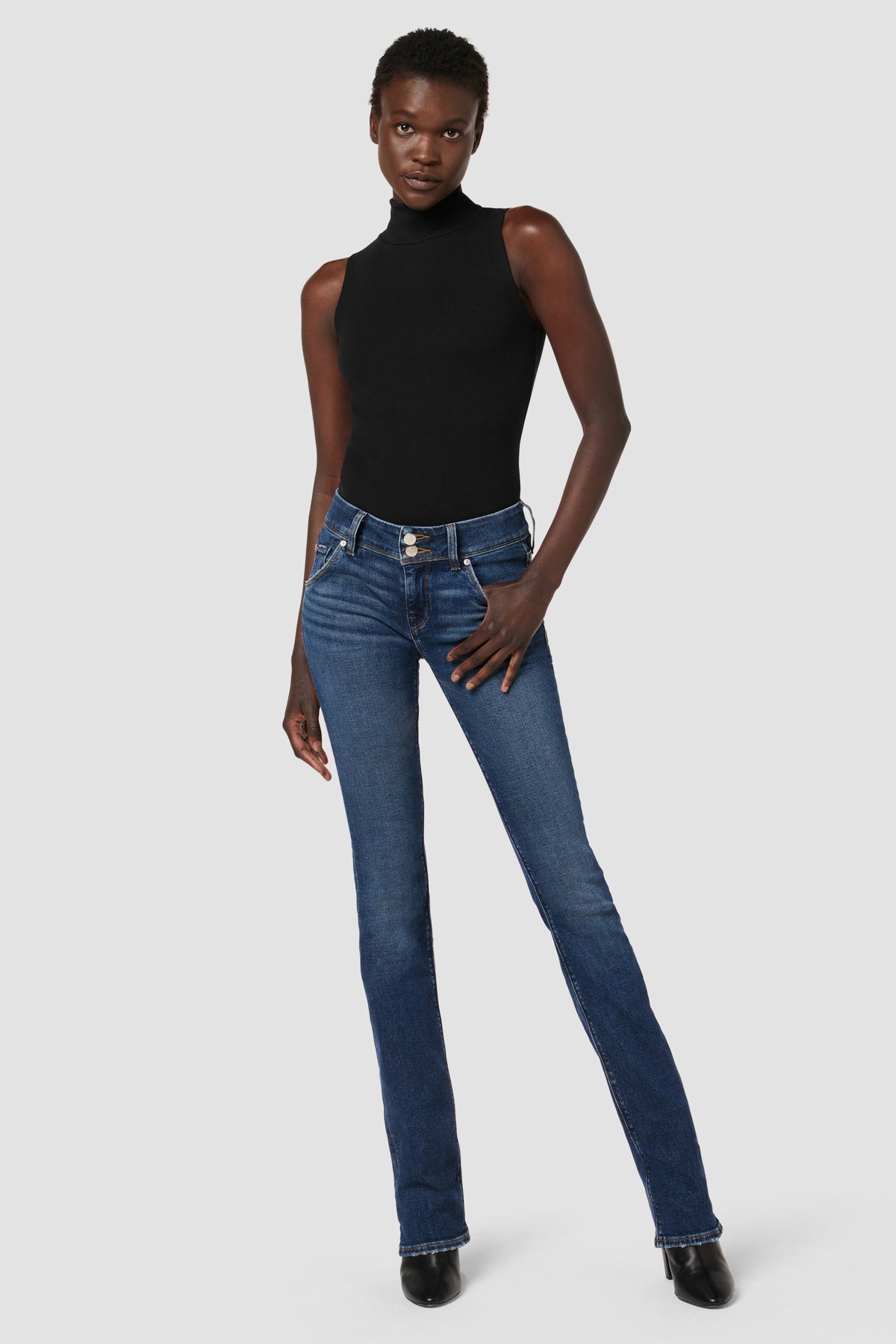 Beth Mid-Rise Baby Bootcut Jean | Premium Italian Fabric