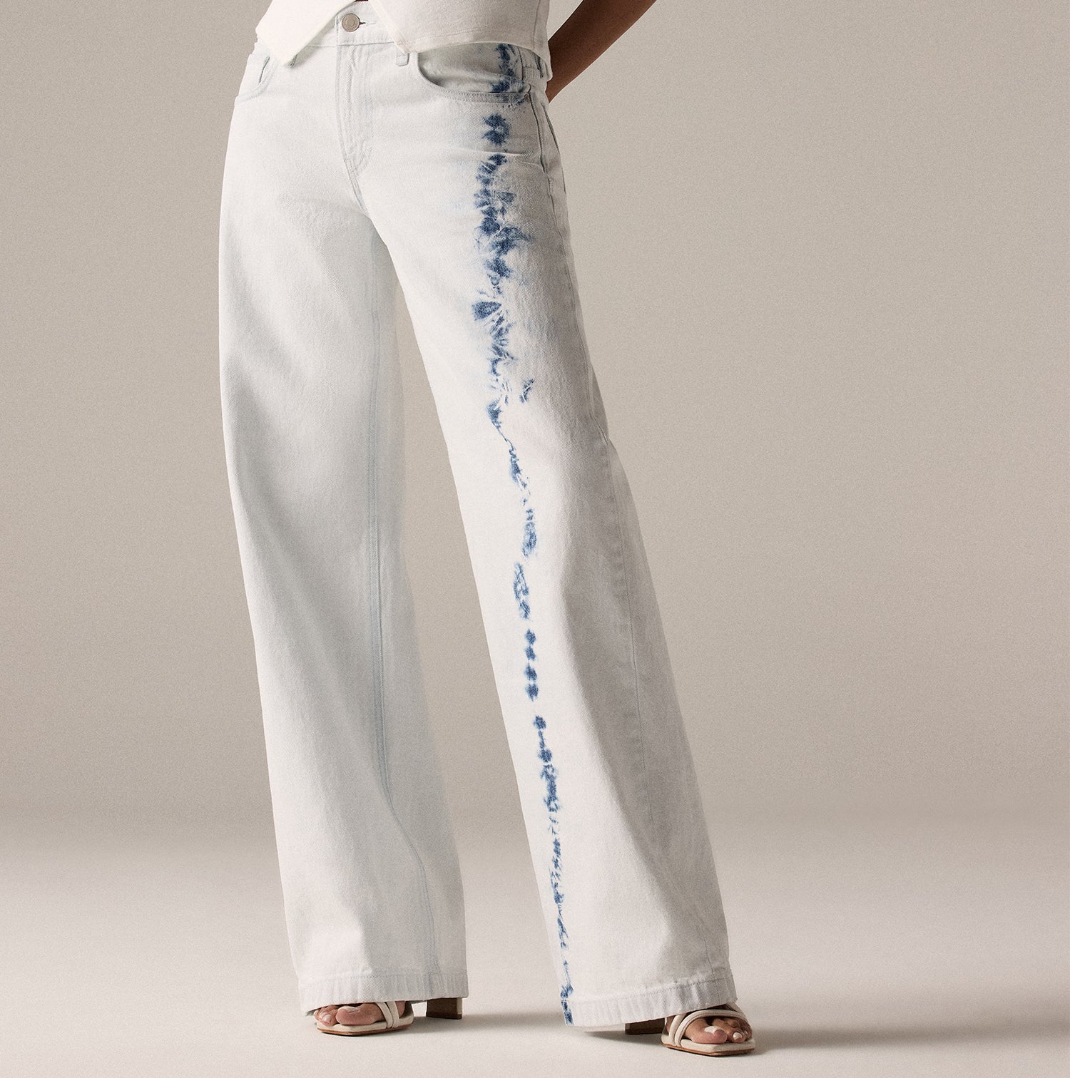 Expertly crafted denim with an effortless, rebellious style