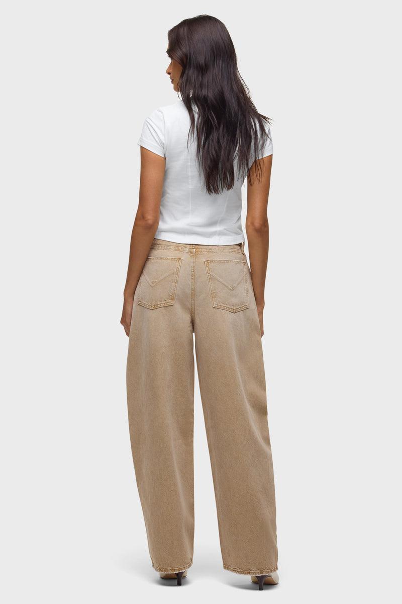 Bailey Relaxed Barrel Jean