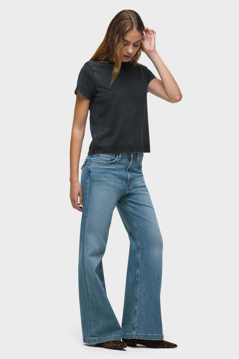 Relaxed Tee