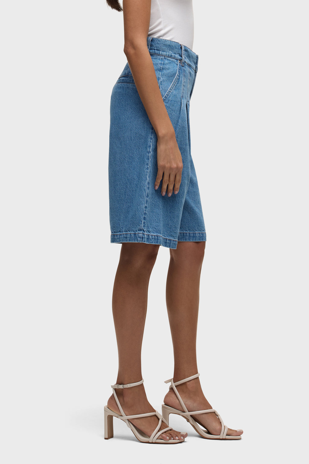 Clean Front Pleated Bermuda Short