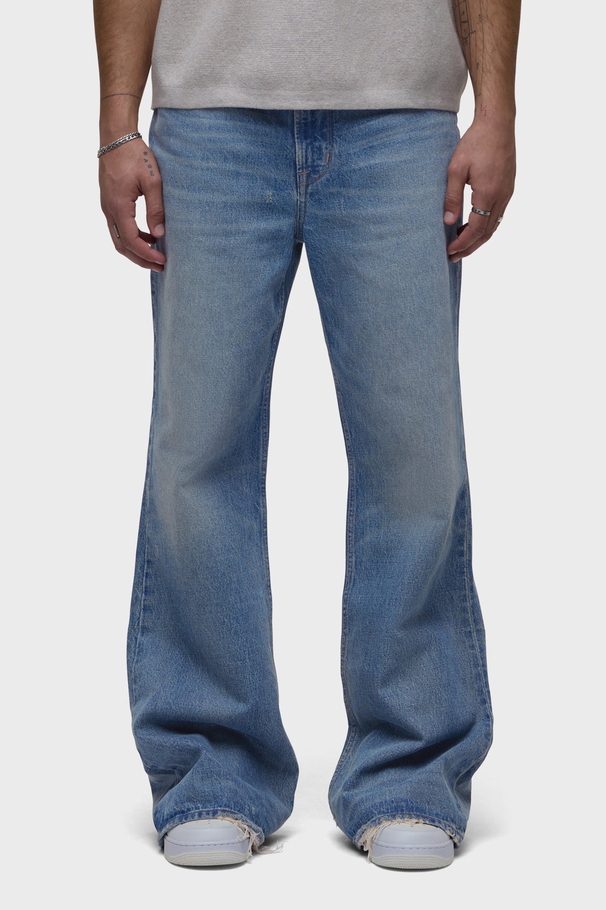 Hendrix Flare | Premium Italian Fabric | Hudson Jeans