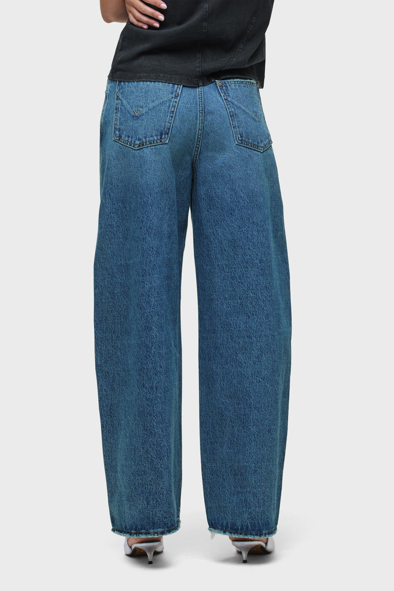 Bailey Relaxed Barrel Jean
