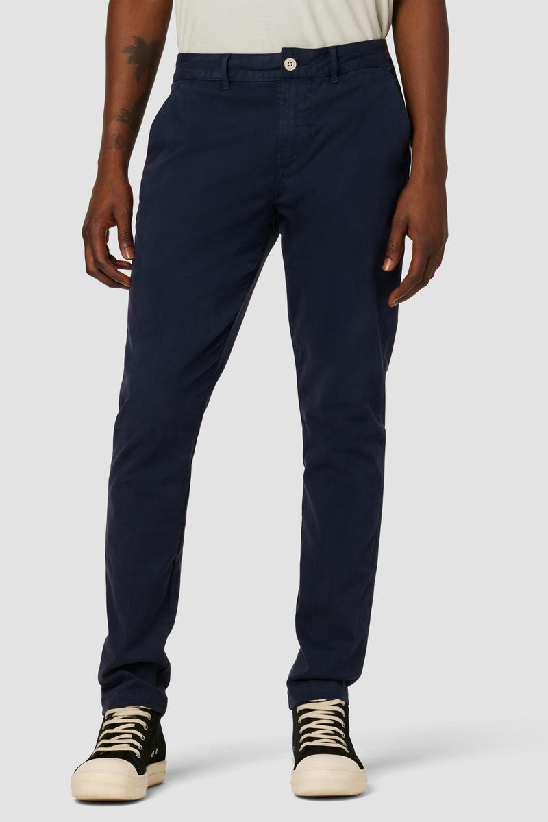 Classic Slim Straight Chino