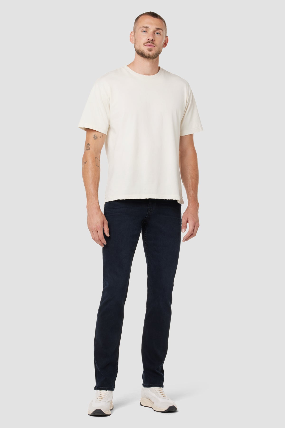 Blake Slim Straight Jean | Premium Italian Fabric | Hudson Jeans