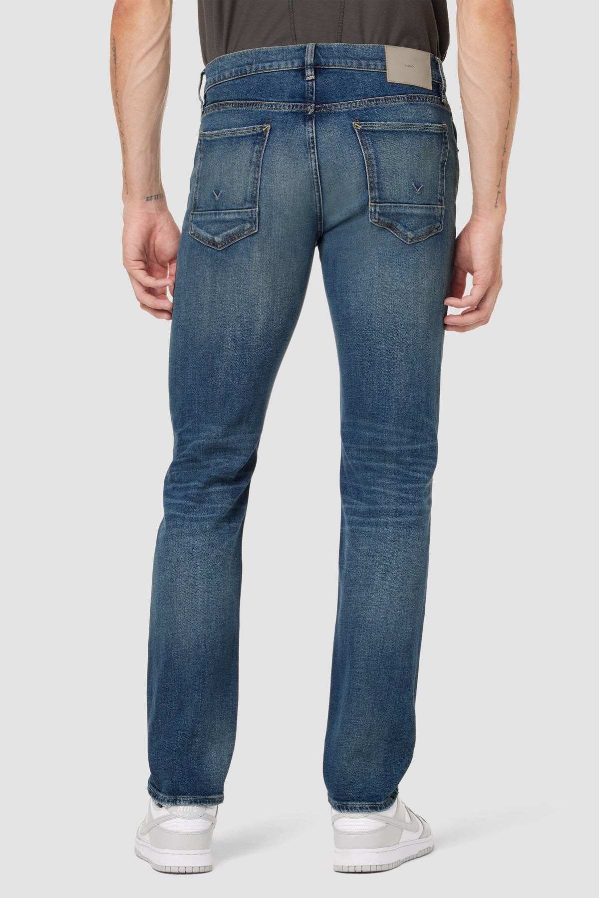 Blake Slim Straight Jean | Premium Italian Fabric | Hudson Jeans